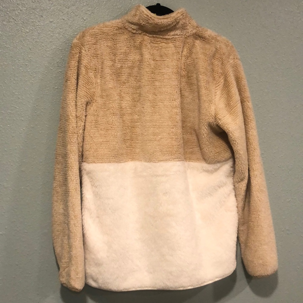 Fuzzy W Pullover - image 4